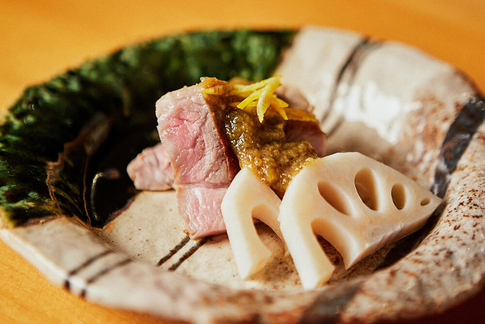 デンマーク産豚肉昆布締め 蕗の薹(ふきのとう)味噌かけ