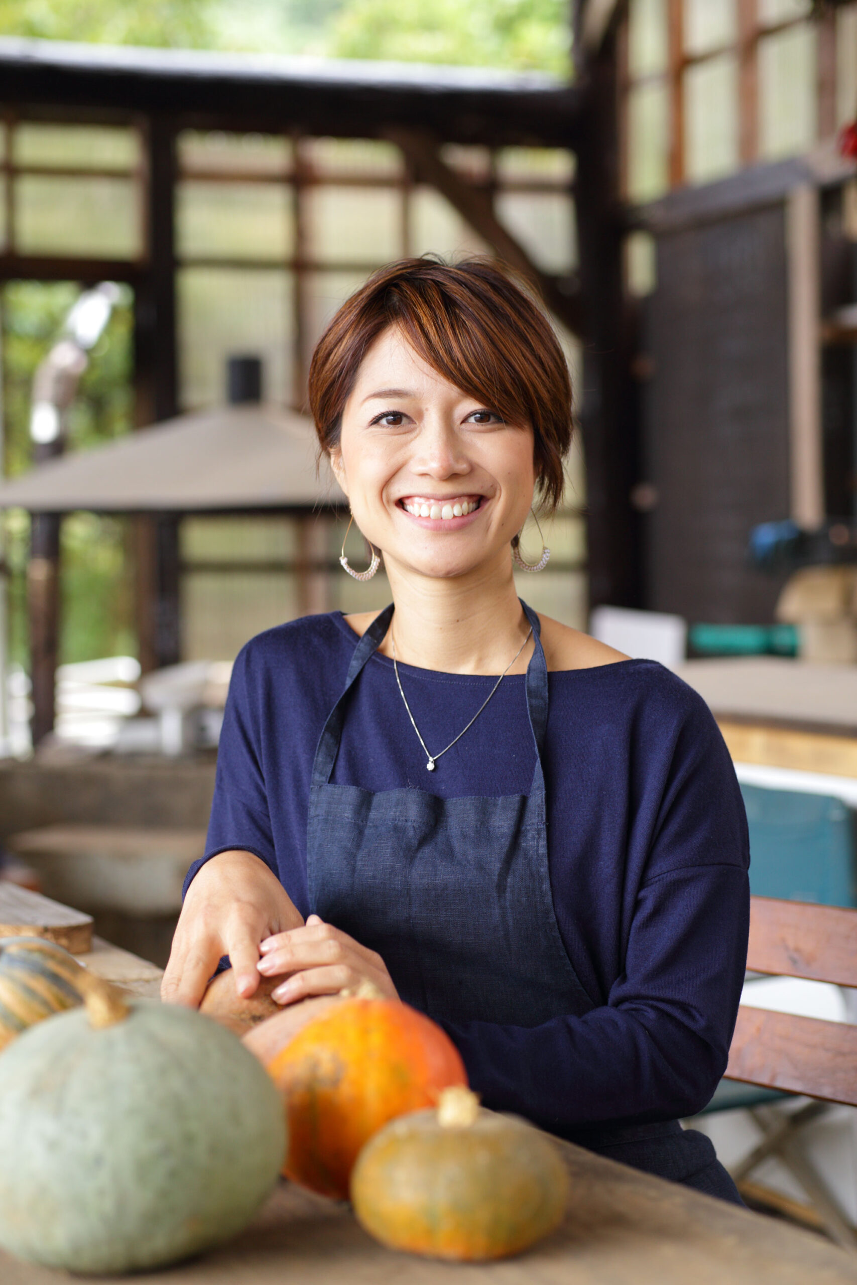 畑の思い出を瓶に詰めて持ち帰る 農と食のコーディネーター 西村千恵(にしむら・ちえ)さん