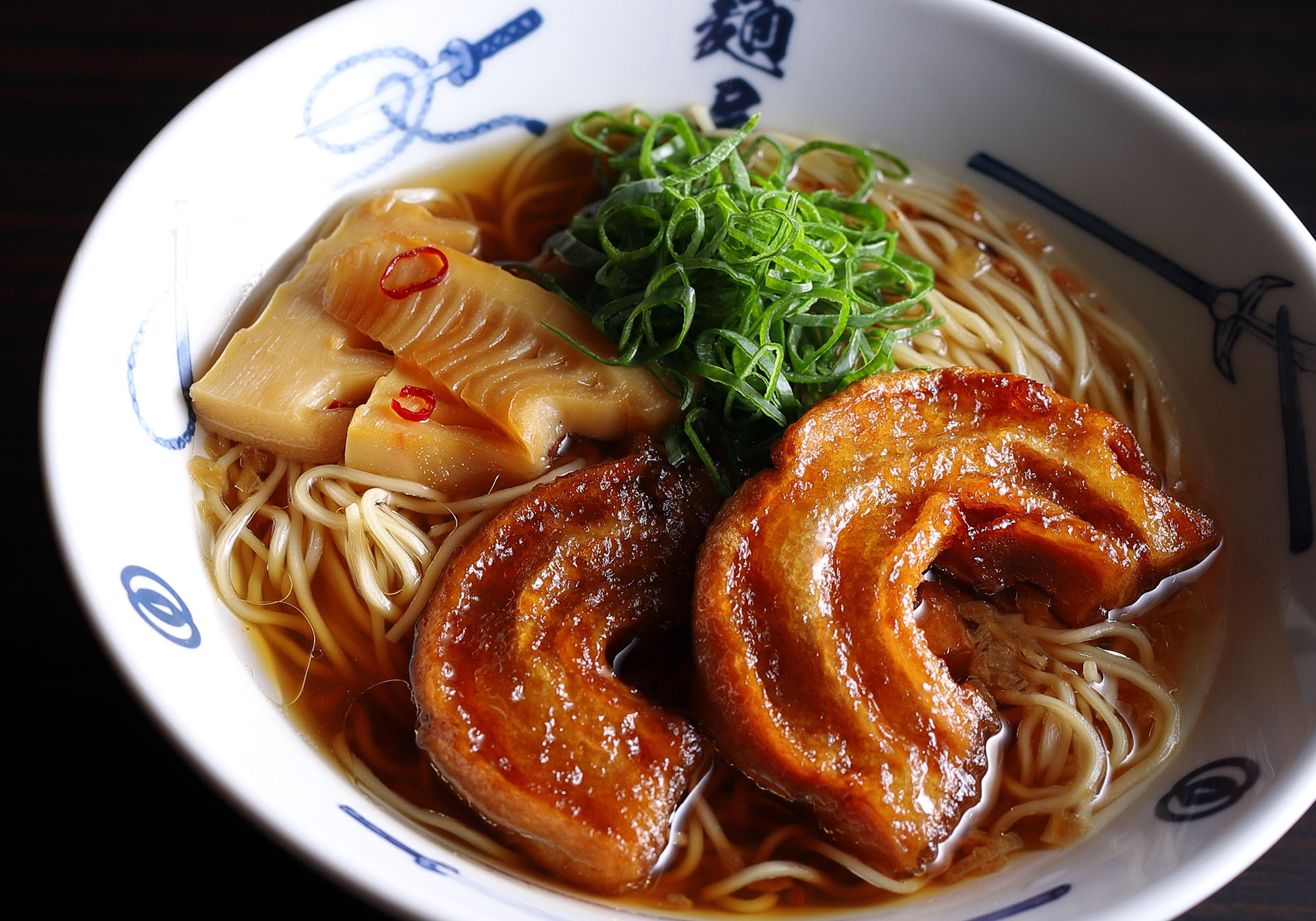 プラントベースの始め方 「麺屋武蔵」の骨太・ヴィ―ガン醤油ラーメン02【車麩の角煮・甘辛メンマ・香味油~仕上げ】