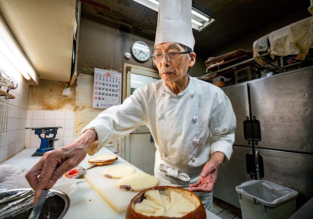 86歳。「それからはもう、生きてるのが不思議ってくらい働いたよ」生涯現役|「ブーランジェリー シェカザマ」風間豊次