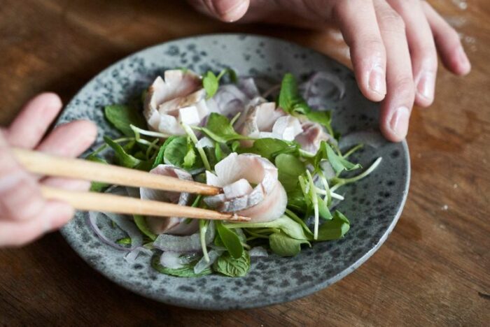 “ワサビ × 醤油”からの脱却「カンパチのタイ風刺身」