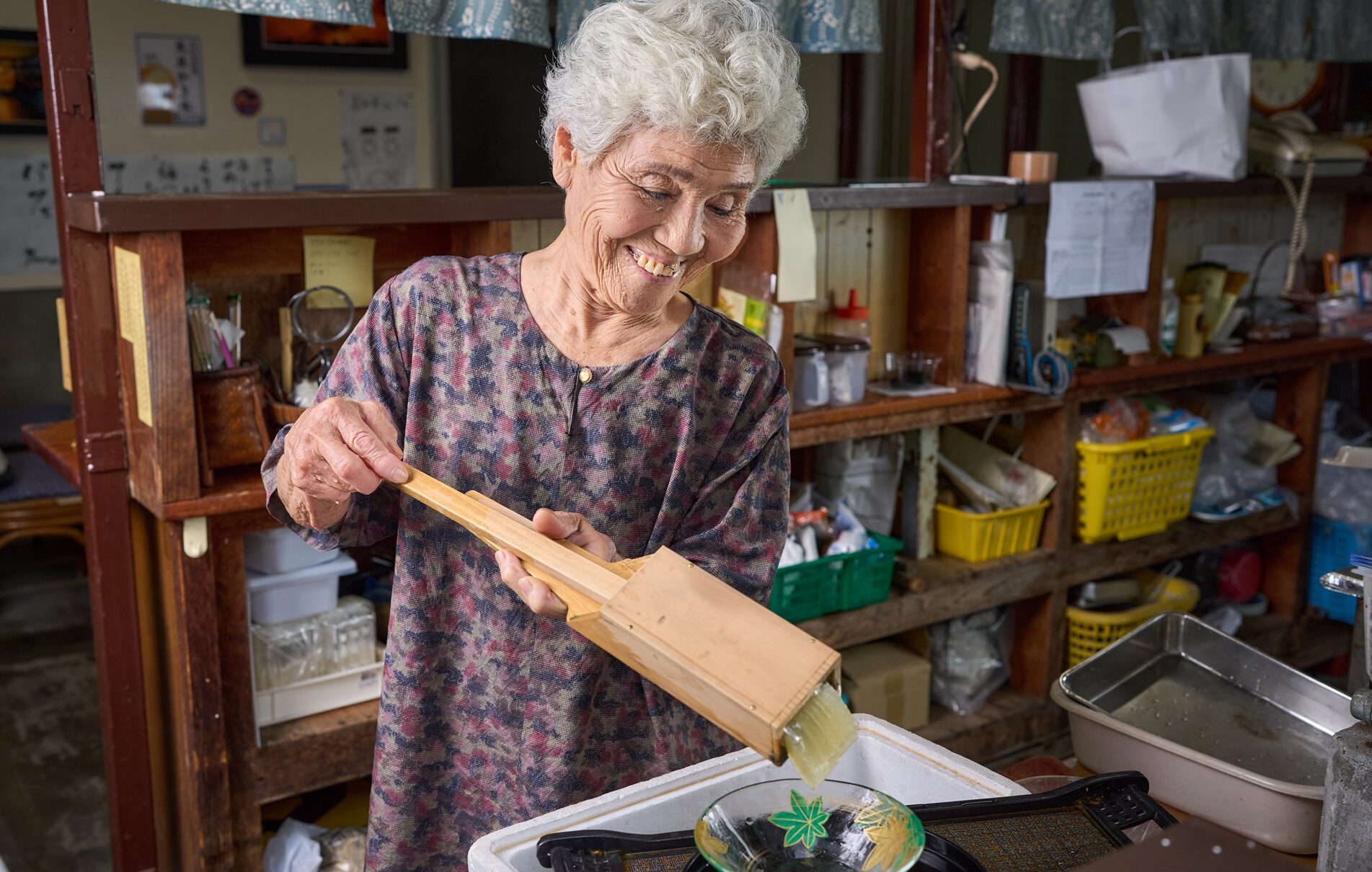 84歳。「ところてんは、鰹だしの利いた冷たいつゆごと、ザブザブッと飲み干して」 生涯現役|「高知屋」本井友子