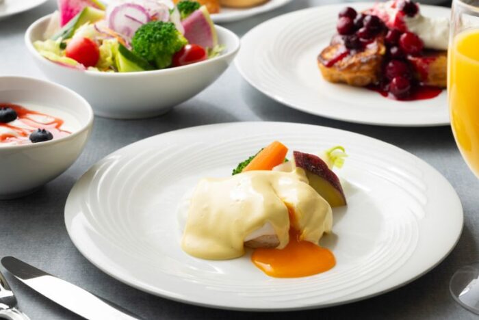 「パレスホテル大宮」の朝食ブッフェがリニューアル。“できたて”メニューが豊富に。