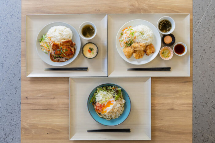 東洋大学の実践的な学びの場。学生が推進する “酒粕活用学食メニュー”