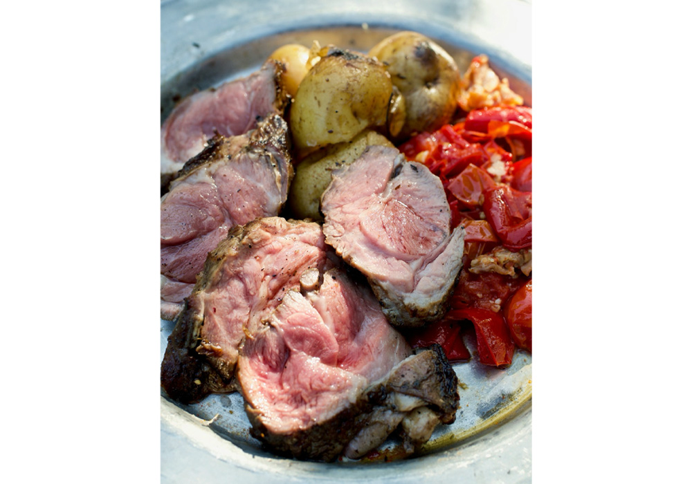 「仔羊の炭火焼」出来上がり