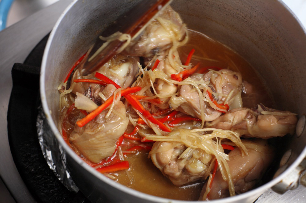 ２．ショウガは仕上げに