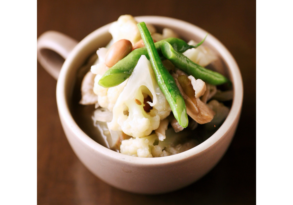 キノコと野菜のスパイススープ