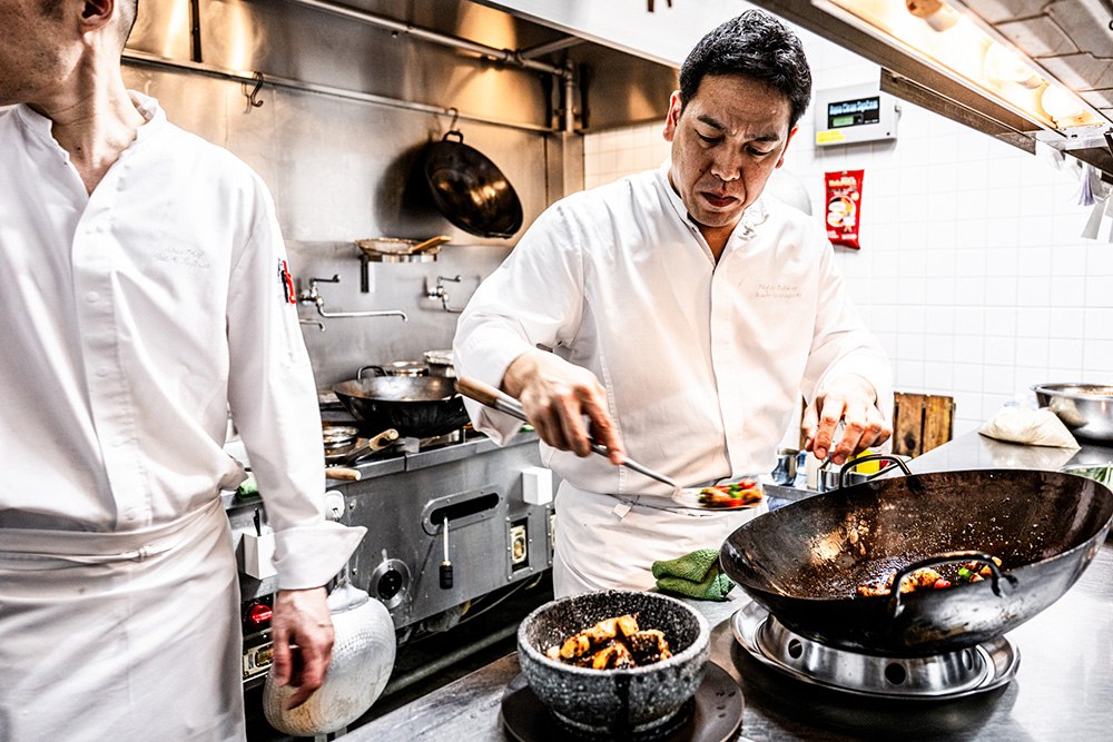 厨房の山口シェフ