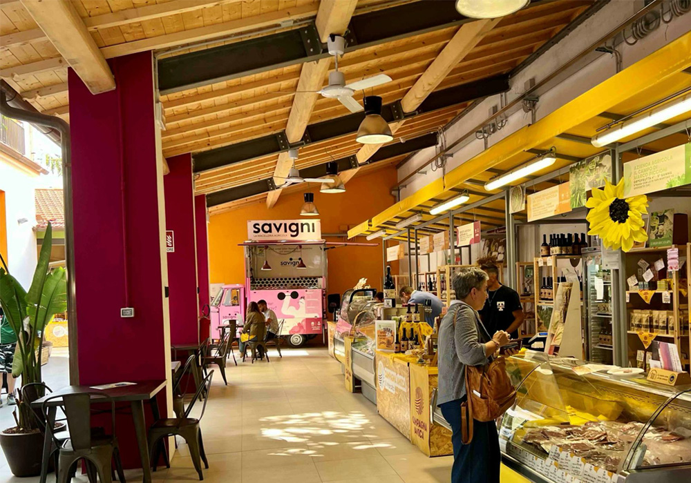 旧製紙工場跡を利用したマーケット