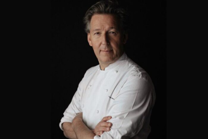 そのショコラは、誰かの人生でできている。