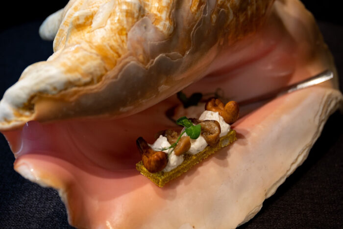 カリブ海諸島の食文化をガストロノミーに昇華。パリで唯一のアンティル料理店