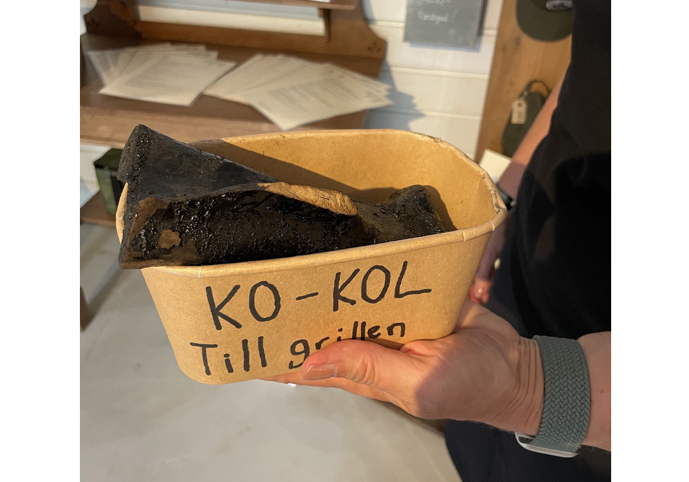 Ko-Kol（コーコール）というグリル用の牛の骨の炭